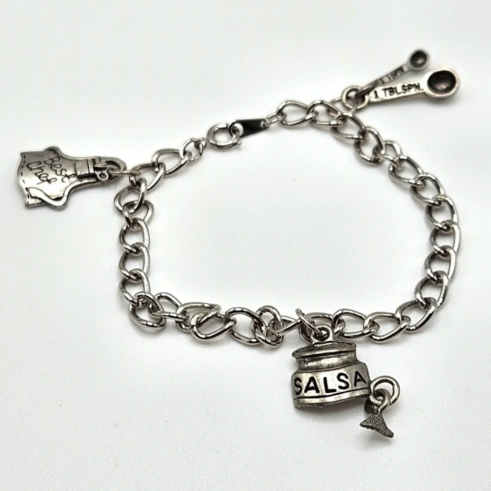 VINTAGE Silver Tone Best Chef Cooking Baking Charm Bracelet Baker